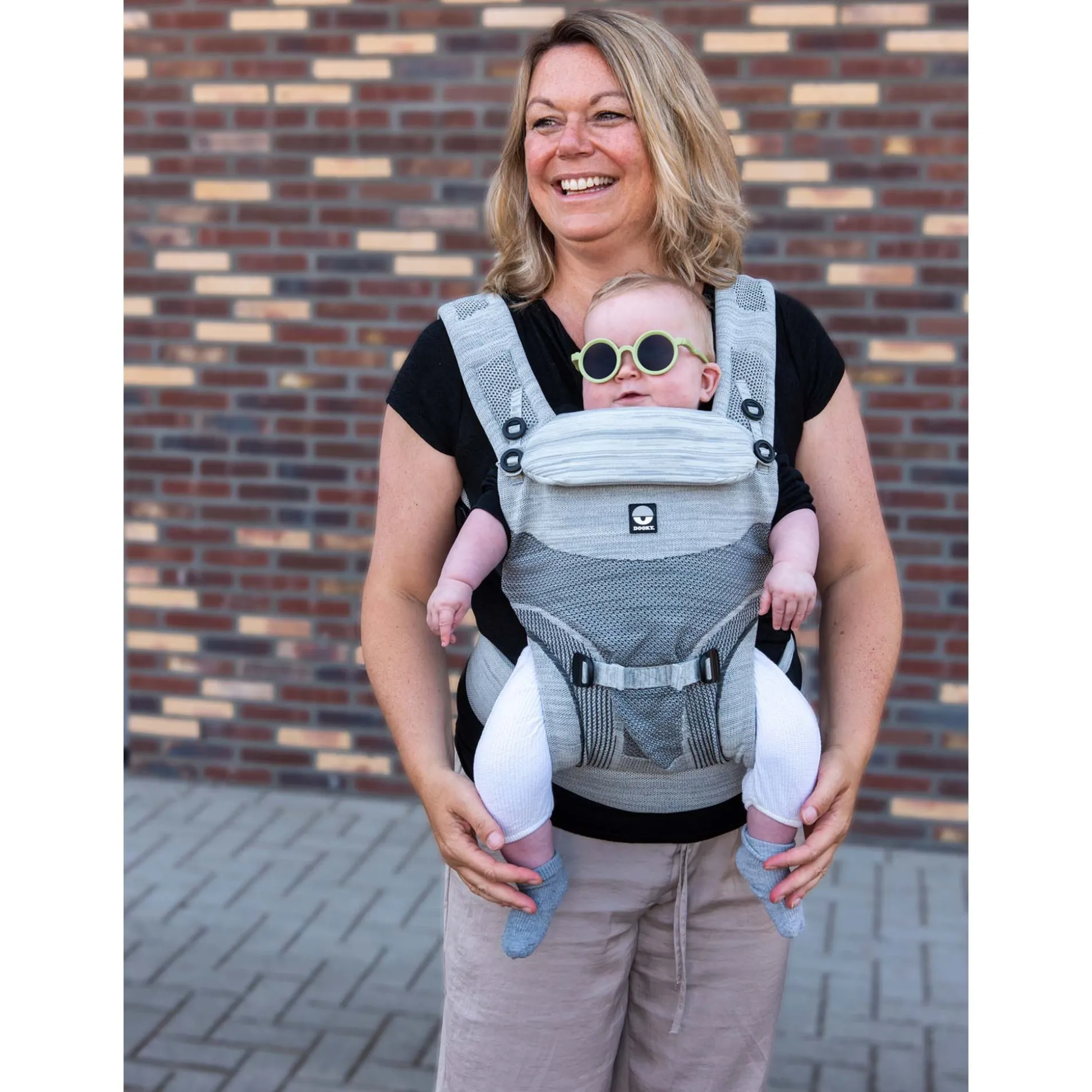 Dooky Terra Nova draagzak Light Beige Grey