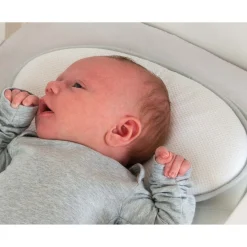 Doomoo baby pillow White