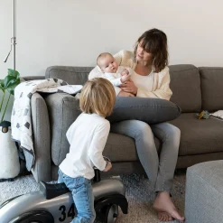 Doomoo Buddy voedingskussen antraciet