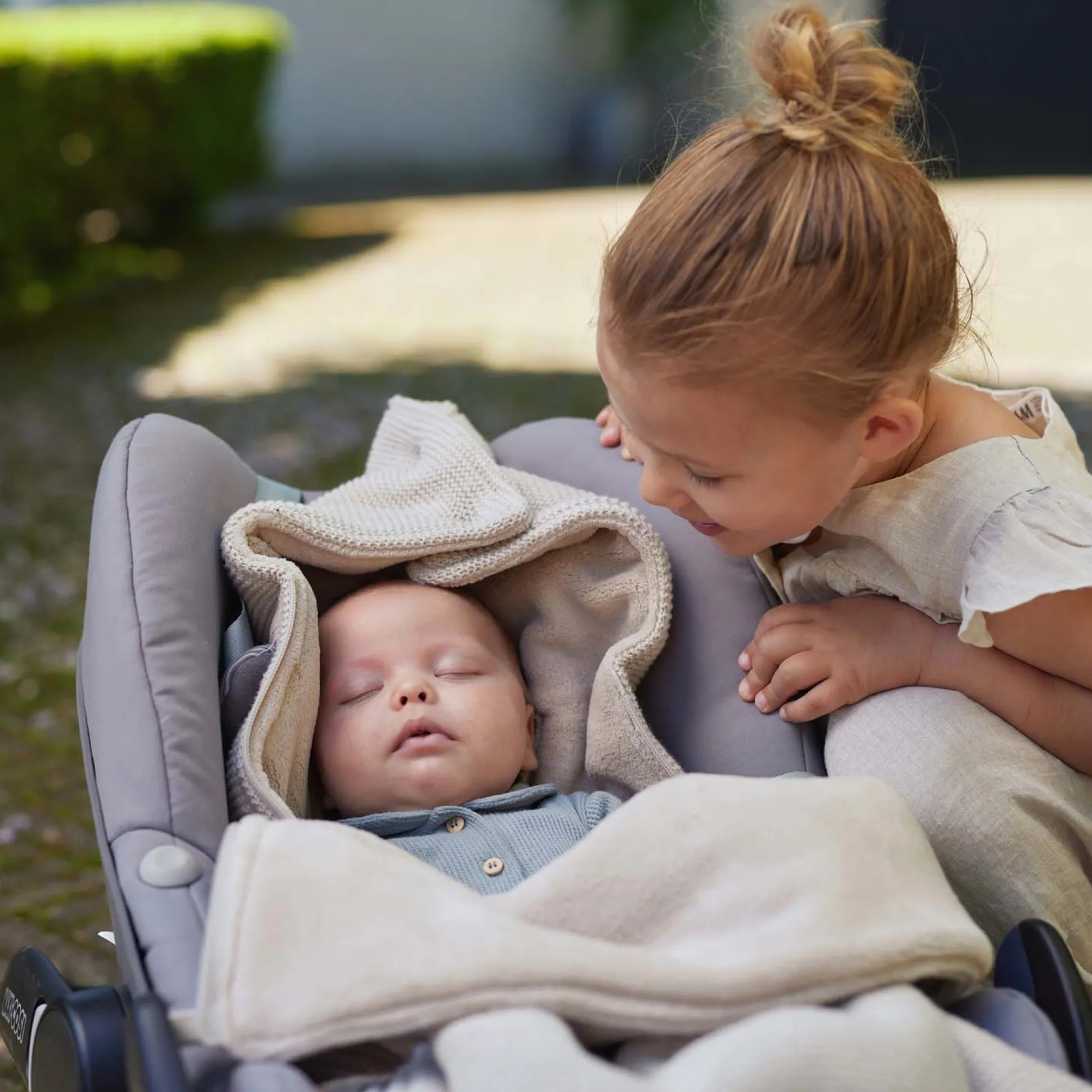 Jollein autostoel voetenzak Basic Knit Nougat