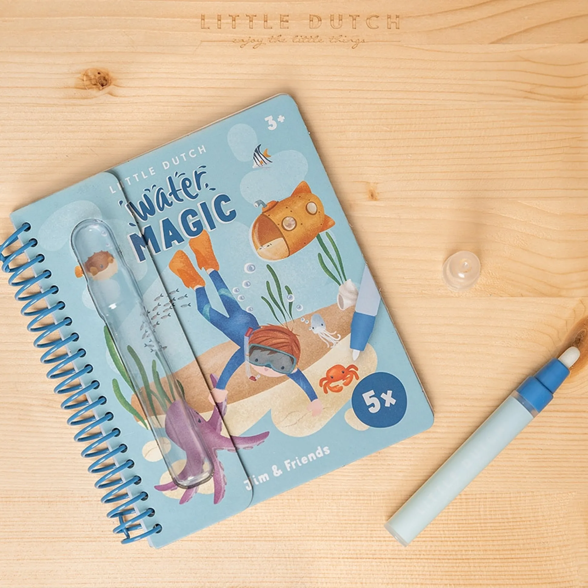 Little Dutch water tekenboek Jim & Friends Multi