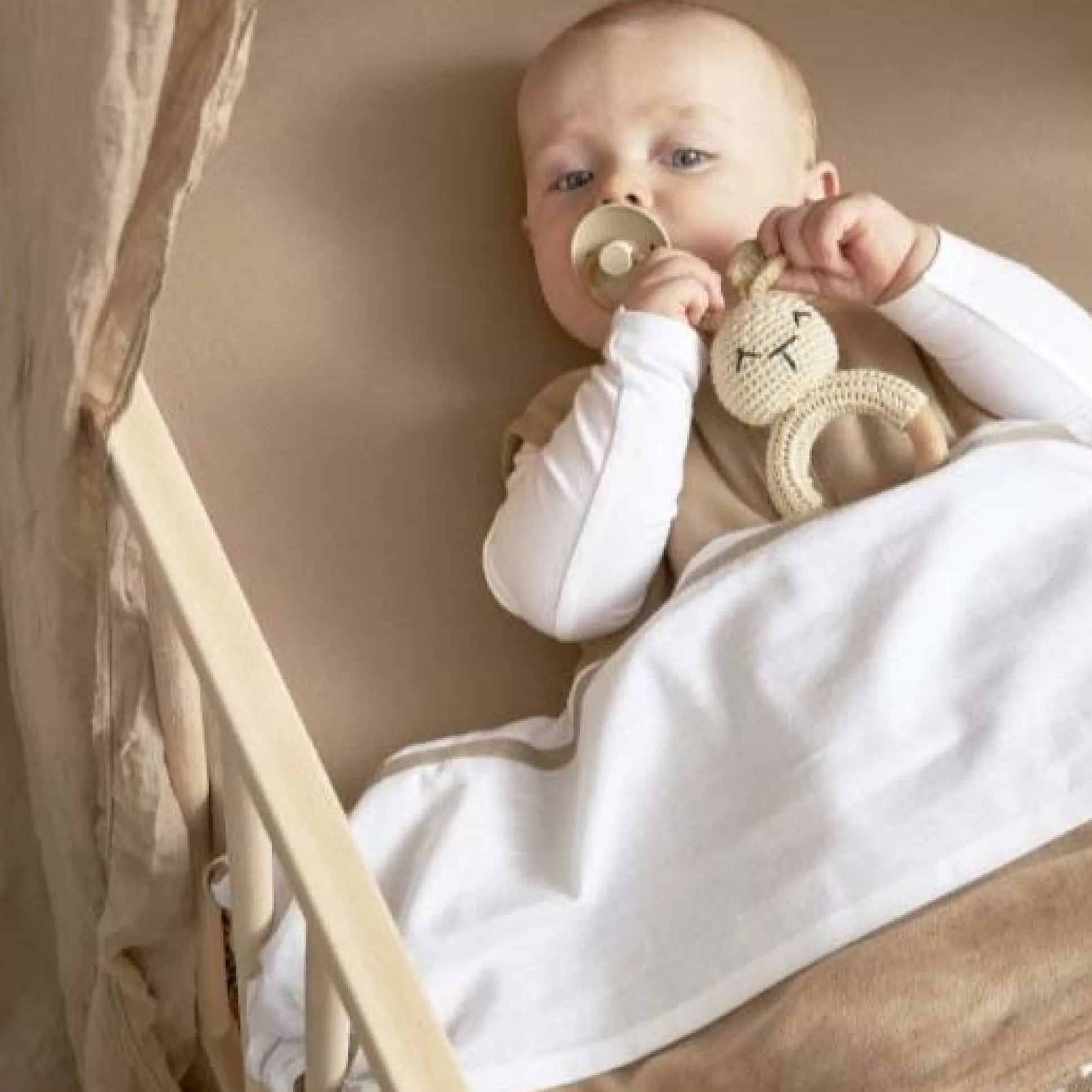 Meyco ledikantlaken bies taupe