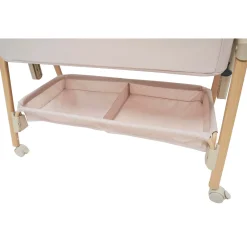 Prénatal co-sleeper Steffi Beigebrown