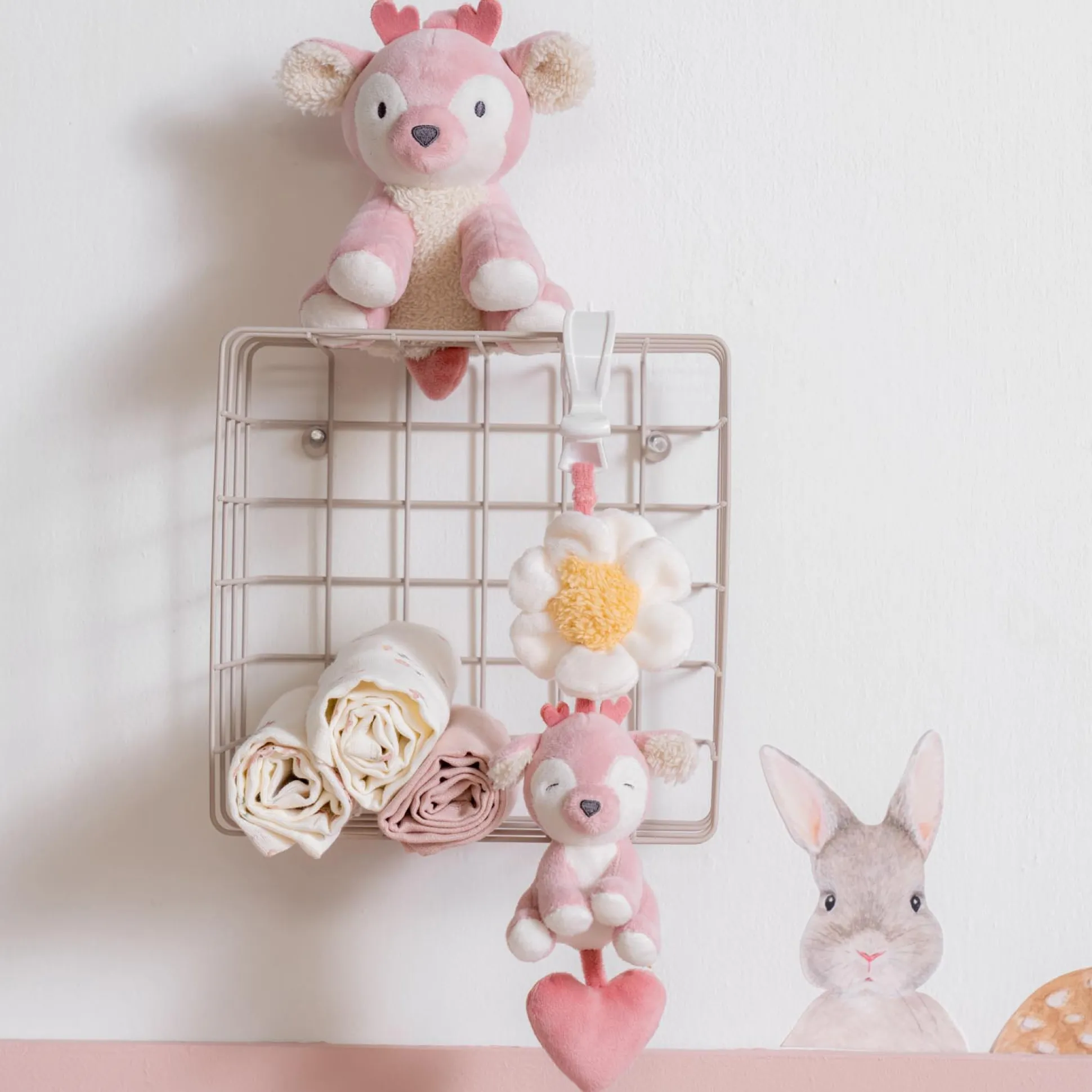 Prénatal hangspeeltje hert Powder Pink