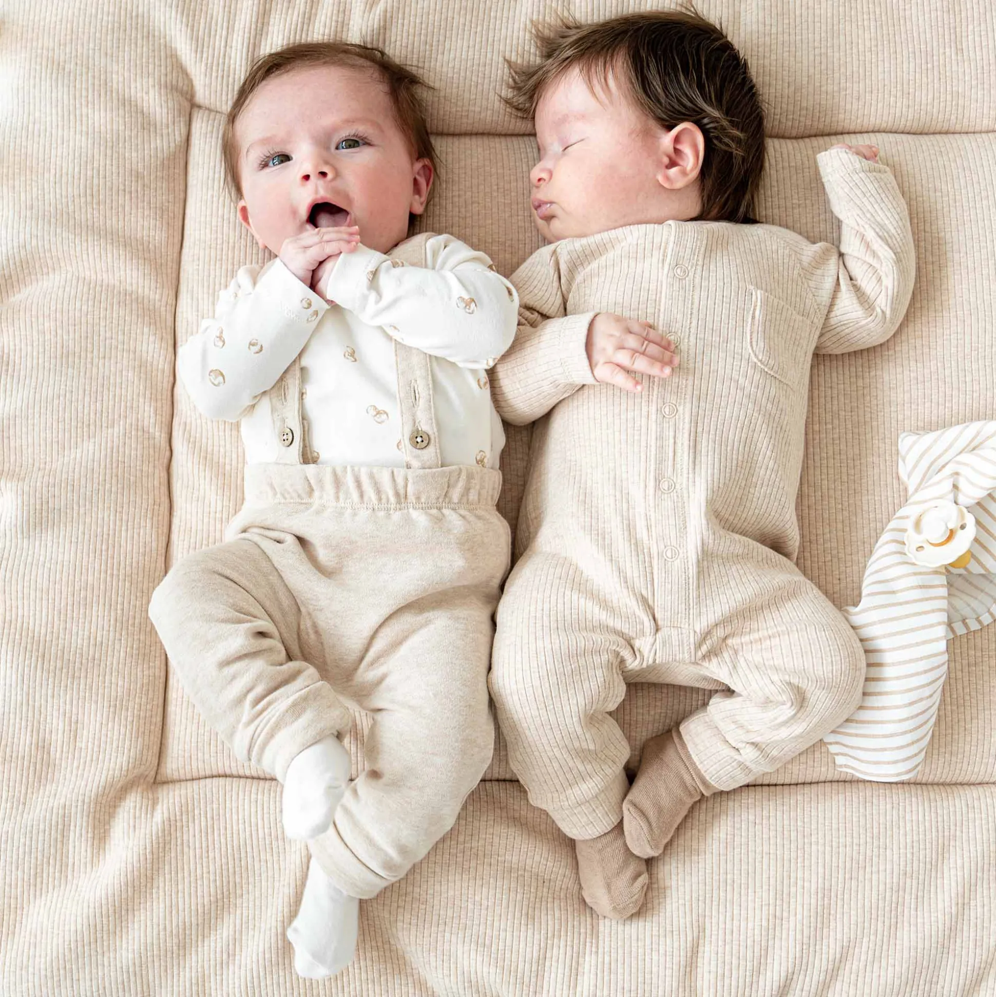 Prénatal newborn broek beige