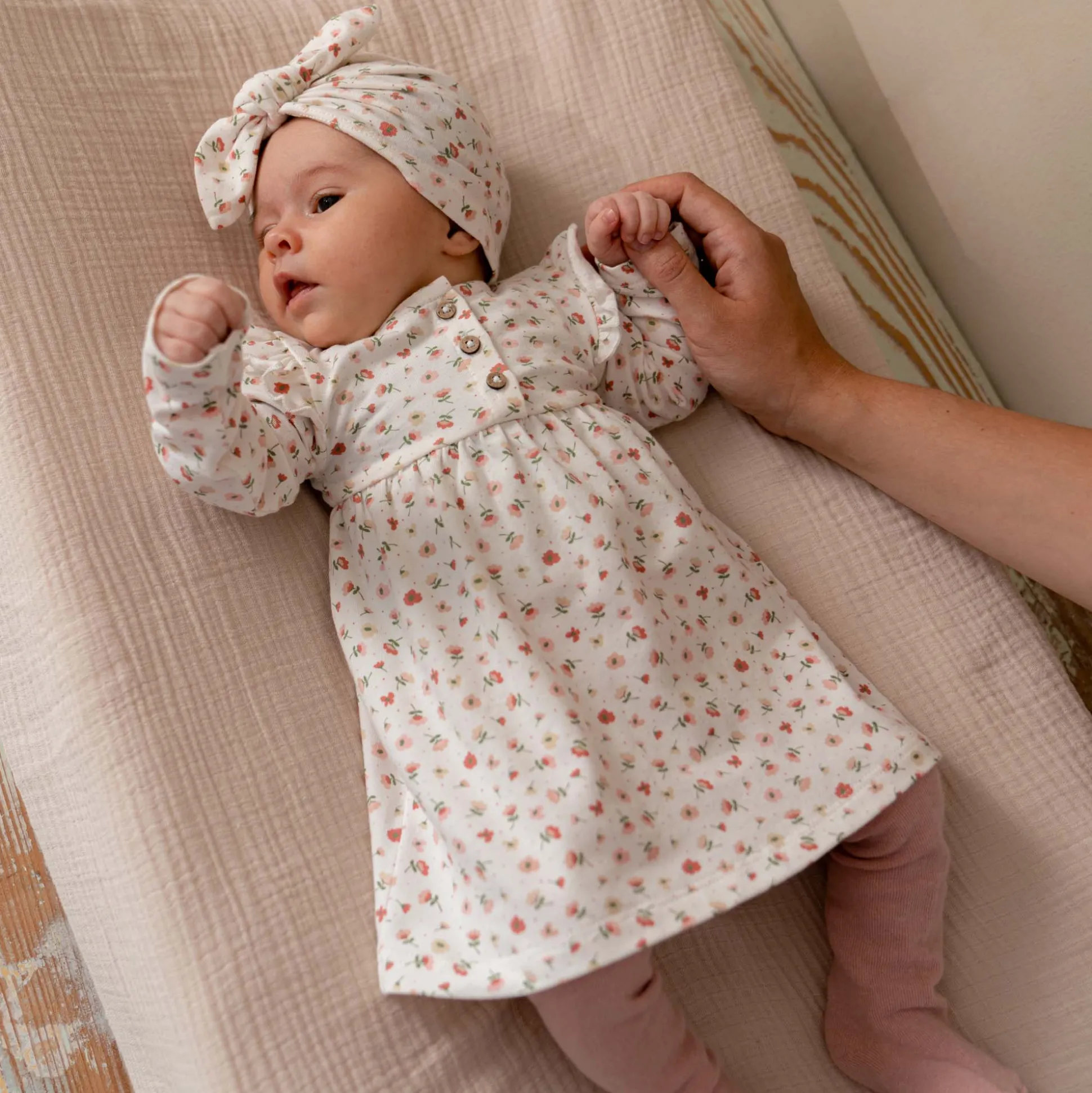 Prénatal newborn jurk lange mouwen bloemen roze