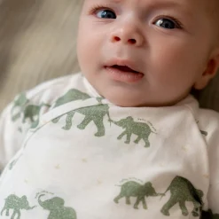 Prénatal newborn overslagshirt lange mouwen dierenprint groen