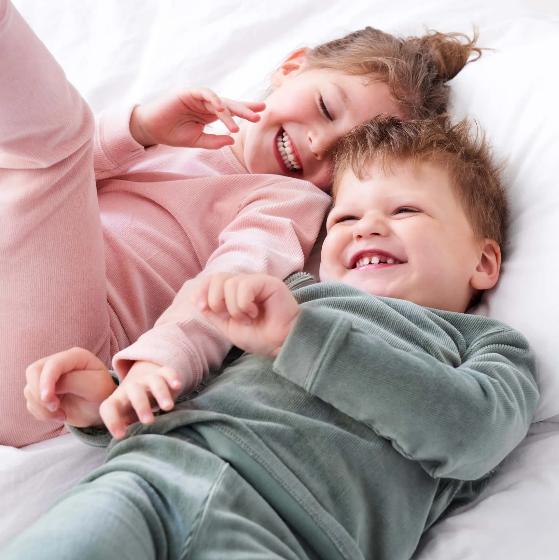 Prénatal peuter pyjama rib velour groen