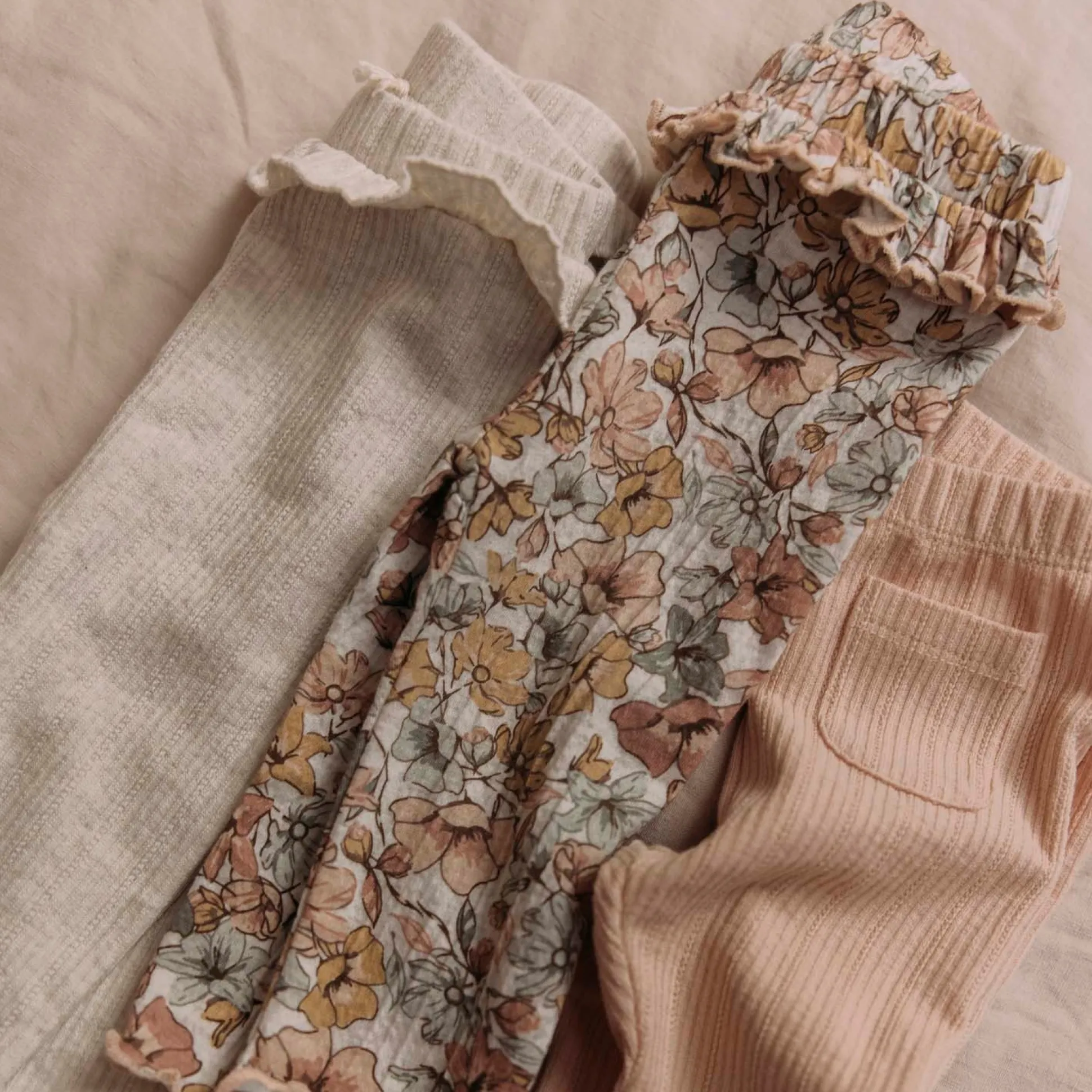 Sweet Petit baby legging Pien effen beige